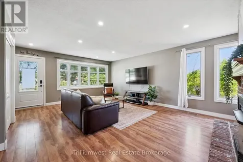7 Teakwood Place Guelph (victoria North) ON N1E 6G7