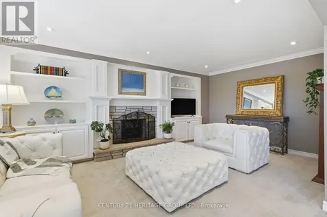 366 Amberlee Court Newmarket (glenway Estates) ON L3X 1E7