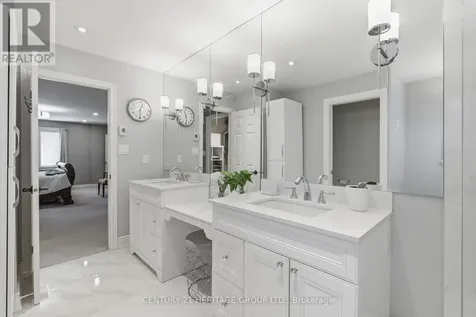 366 Amberlee Court Newmarket (glenway Estates) ON L3X 1E7