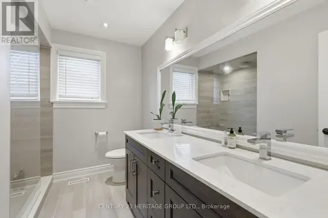 366 Amberlee Court Newmarket (glenway Estates) ON L3X 1E7