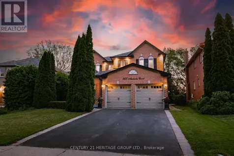366 Amberlee Court Newmarket (glenway Estates) ON L3X 1E7