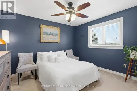 366 Amberlee Court Newmarket (glenway Estates) ON L3X 1E7