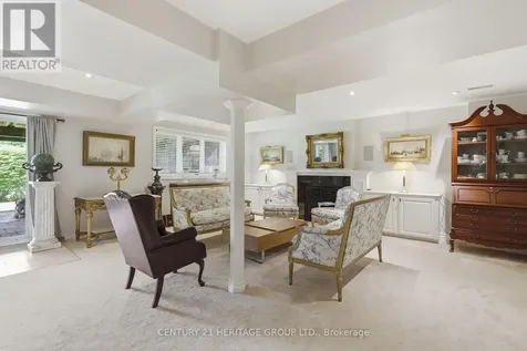 366 Amberlee Court Newmarket (glenway Estates) ON L3X 1E7