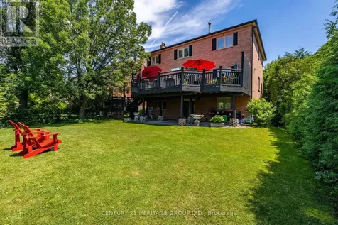 366 Amberlee Court Newmarket (glenway Estates) ON L3X 1E7