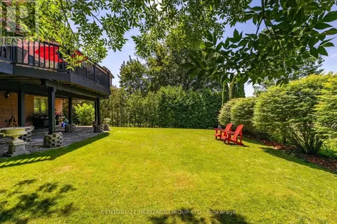 366 Amberlee Court Newmarket (glenway Estates) ON L3X 1E7