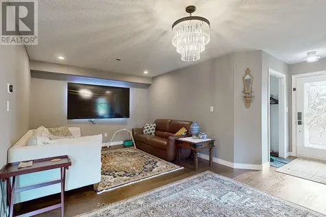 65 Lorridge Street Richmond Hill (oak Ridges Lake Wilcox) ON L4E 3W5