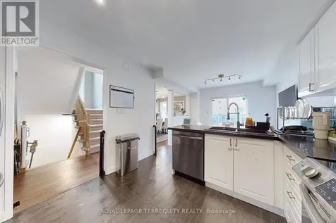 65 Lorridge Street Richmond Hill (oak Ridges Lake Wilcox) ON L4E 3W5