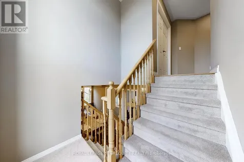 65 Lorridge Street Richmond Hill (oak Ridges Lake Wilcox) ON L4E 3W5