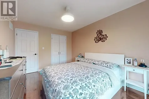 65 Lorridge Street Richmond Hill (oak Ridges Lake Wilcox) ON L4E 3W5