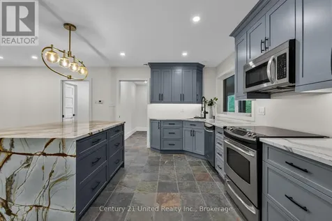 39 Stockdale Road Selwyn ON K9J 6X4