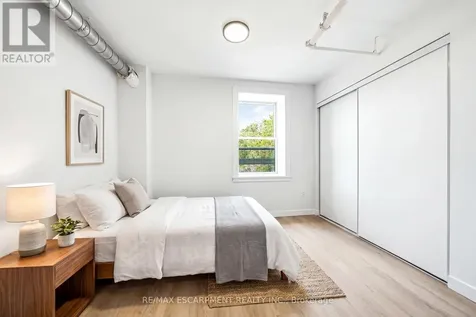 325 James Street South Hamilton (corktown) ON L8P 3B7