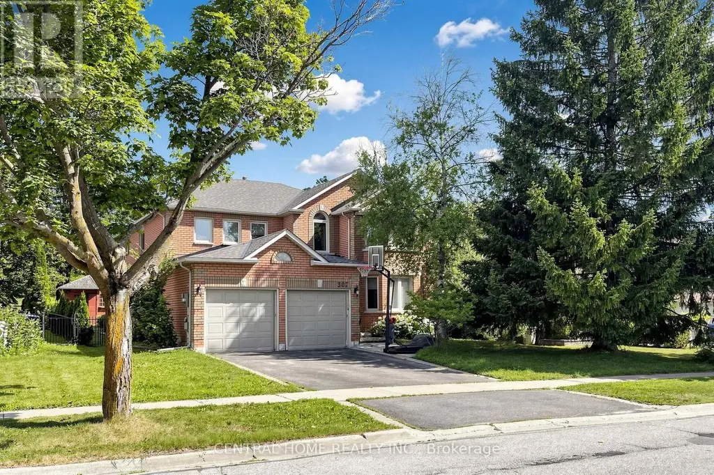 307 Alex Doner Drive North Newmarket (glenway Estates) ON L3X 1G5