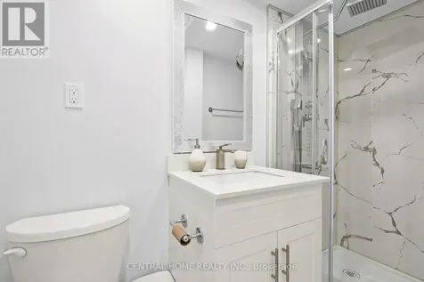 307 Alex Doner Drive North Newmarket (glenway Estates) ON L3X 1G5