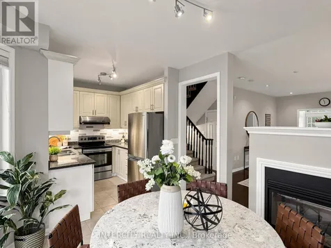 11 Charles Sturdy Road Markham (berczy) ON L6C 3A8
