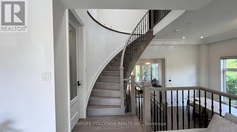 145 English Oak Drive Richmond Hill (oak Ridges Lake Wilcox) ON L4E 4G2
