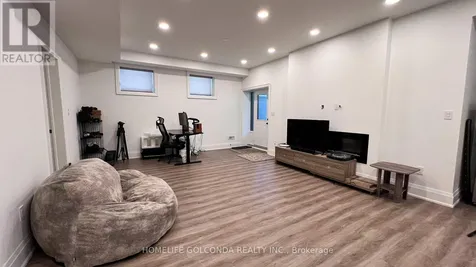 145 English Oak Drive Richmond Hill (oak Ridges Lake Wilcox) ON L4E 4G2
