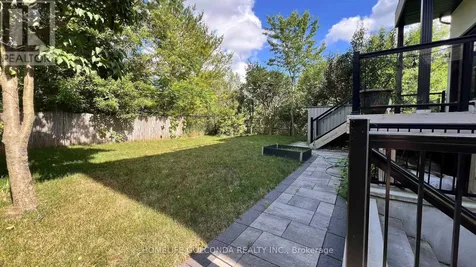 145 English Oak Drive Richmond Hill (oak Ridges Lake Wilcox) ON L4E 4G2