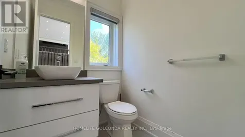 145 English Oak Drive Richmond Hill (oak Ridges Lake Wilcox) ON L4E 4G2