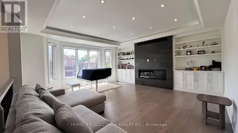145 English Oak Drive Richmond Hill (oak Ridges Lake Wilcox) ON L4E 4G2