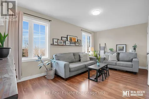 15 Carere Crescent Guelph (victoria North) ON N1E 0K4