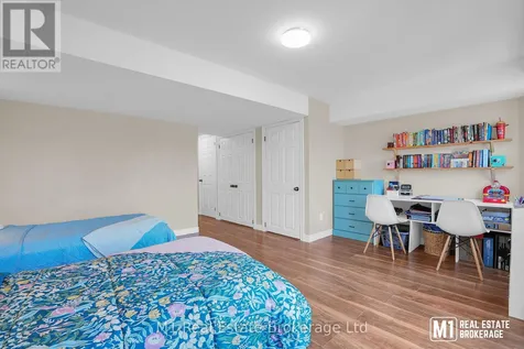 15 Carere Crescent Guelph (victoria North) ON N1E 0K4