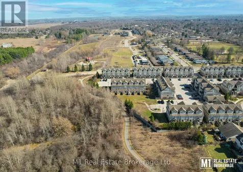 15 Carere Crescent Guelph (victoria North) ON N1E 0K4