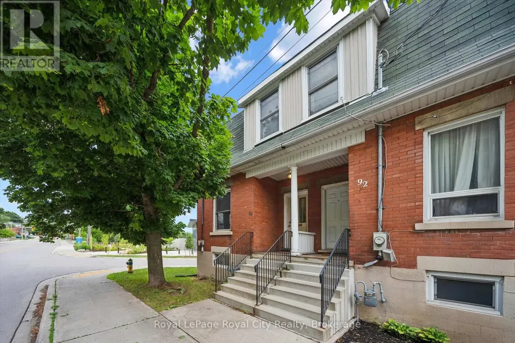 90 Neeve Street Guelph (st. Patrick's Ward) ON N1E 5S1