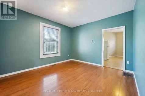 90 Neeve Street Guelph (st. Patrick's Ward) ON N1E 5S1