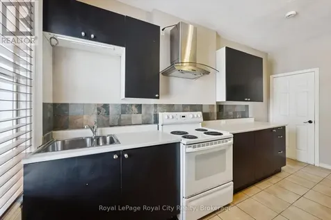 90 Neeve Street Guelph (st. Patrick's Ward) ON N1E 5S1