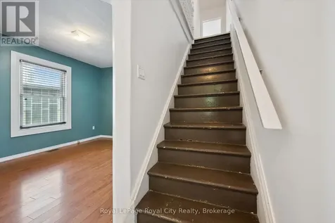 90 Neeve Street Guelph (st. Patrick's Ward) ON N1E 5S1