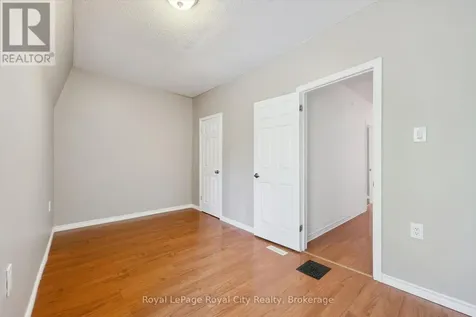 90 Neeve Street Guelph (st. Patrick's Ward) ON N1E 5S1