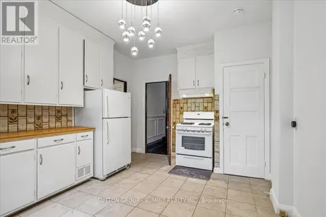 33 Saint Clair Avenue Hamilton (gibson) ON L8M 2N4