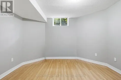 23 Lynch Circle Guelph (pineridge/westminster Woods) ON N1L 1R5