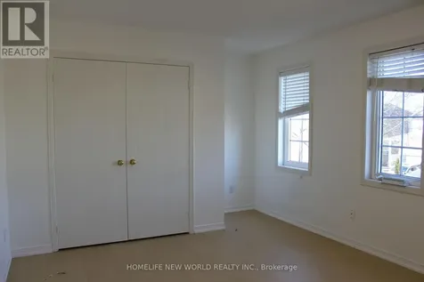 31 Barkwood Hollow Markham (berczy) ON L6C 2J8