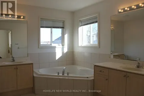 31 Barkwood Hollow Markham (berczy) ON L6C 2J8