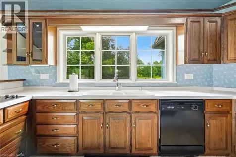 1046 Book Road West Ancaster ON L9G 3L1