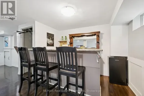 369 West Acres Drive Guelph (willow West/sugarbush/west Acres) ON N1H 7B3