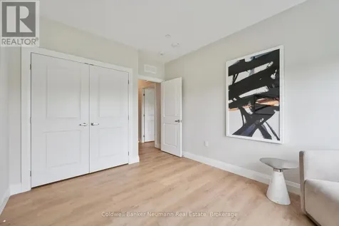 1882 Gordon Street Guelph (pineridge/westminster Woods) ON N1L 0P6