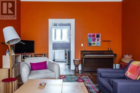 58 Wellington Street South Hamilton (corktown) ON L8N 2R1