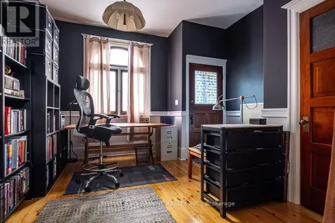 58 Wellington Street South Hamilton (corktown) ON L8N 2R1