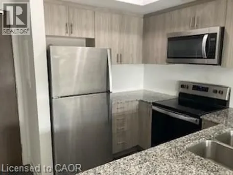 16 Markle Crescent Ancaster ON L9G 0H4
