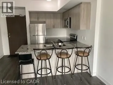 16 Markle Crescent Ancaster ON L9G 0H4