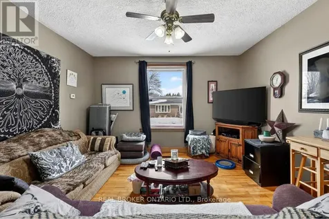 53-55 Wellington Street Halton Hills (ac Acton) ON L7J 2H1