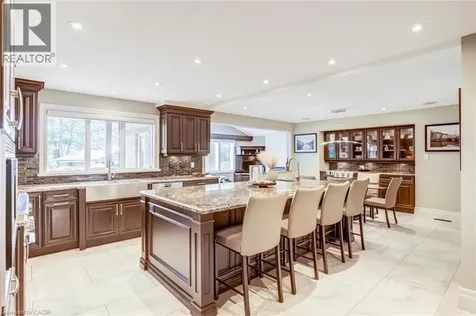 994 Courtland Drive Ancaster ON L9G 3L1