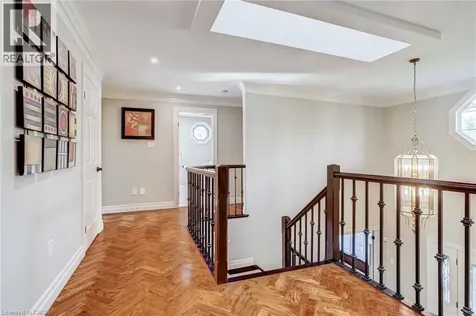 994 Courtland Drive Ancaster ON L9G 3L1