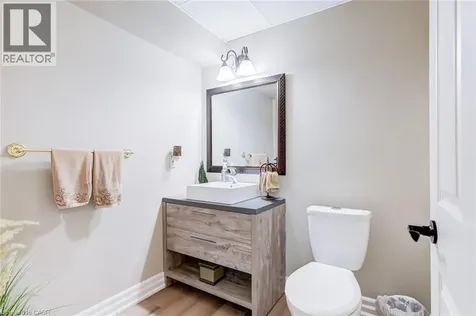 994 Courtland Drive Ancaster ON L9G 3L1