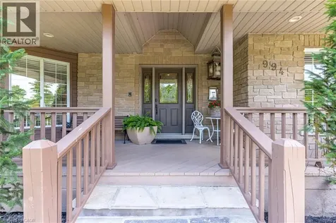 994 Courtland Drive Ancaster ON L9G 3L1