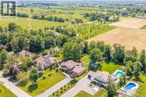 994 Courtland Drive Ancaster ON L9G 3L1