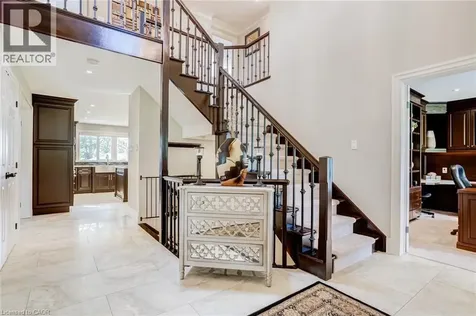 994 Courtland Drive Ancaster ON L9G 3L1