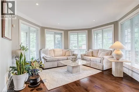 994 Courtland Drive Ancaster ON L9G 3L1